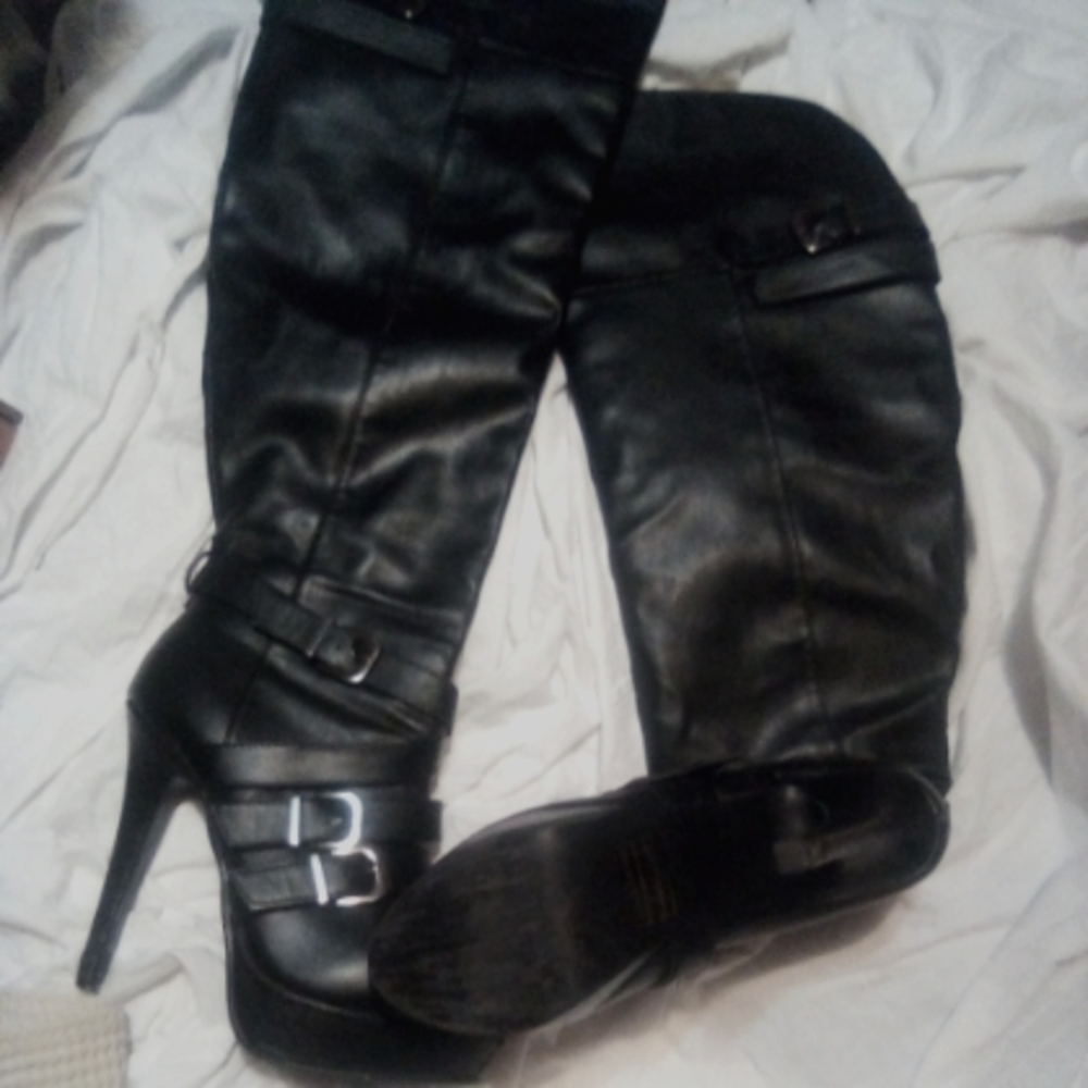 Shi by journees knee high stiletto boots